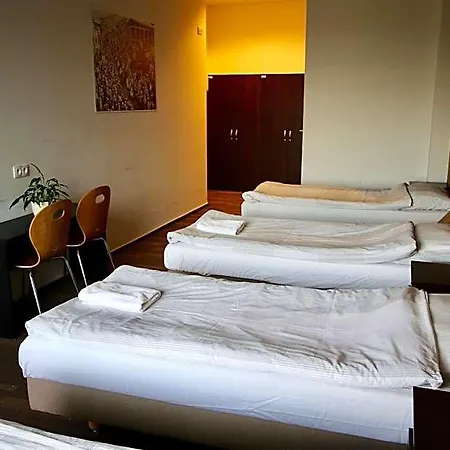 Hipodrom אכסניה סופוט