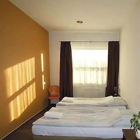 Hipodrom אכסניה סופוט